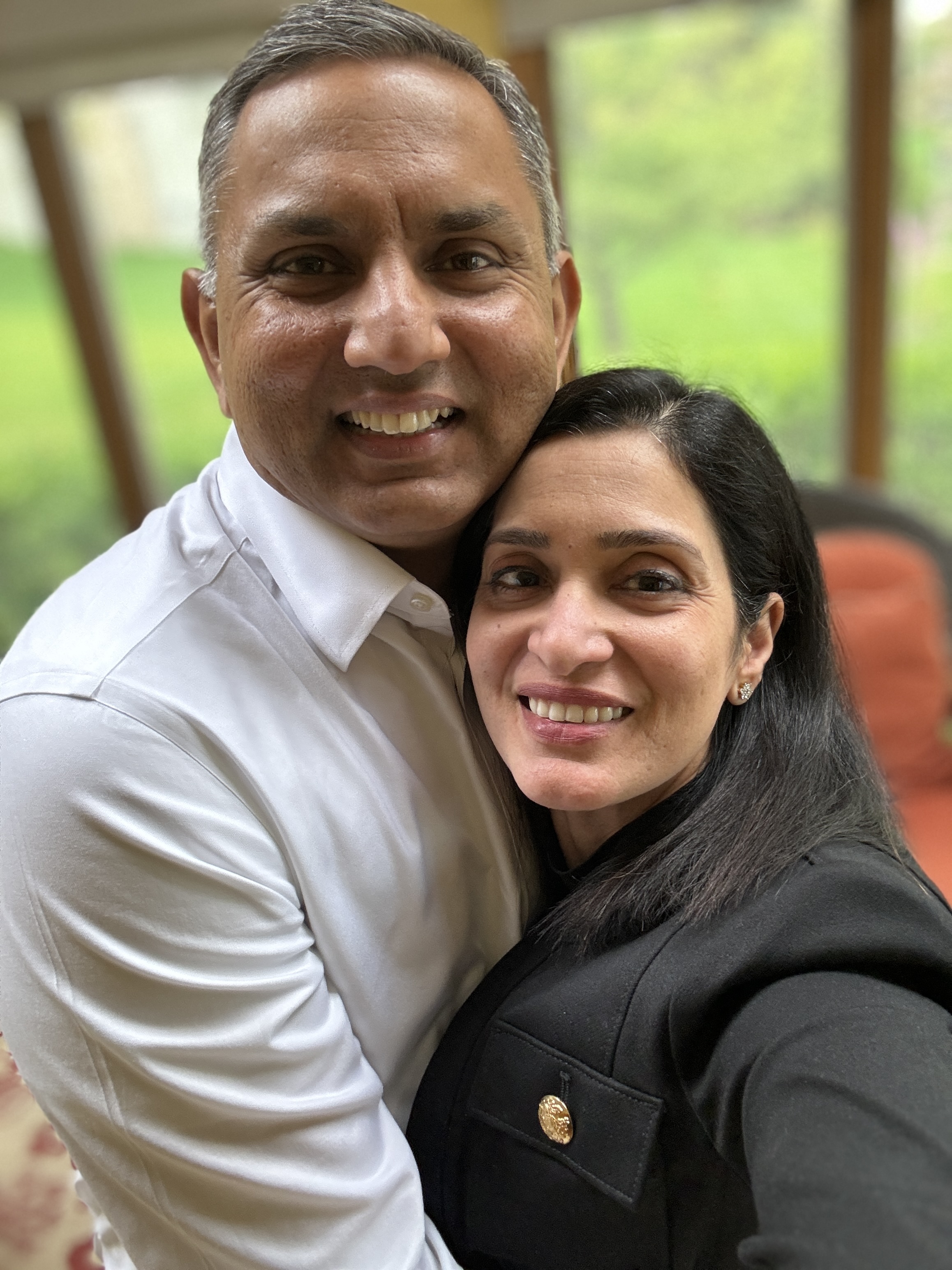 Apr 20, 2024: Love in the air, Naperville, IL, USA